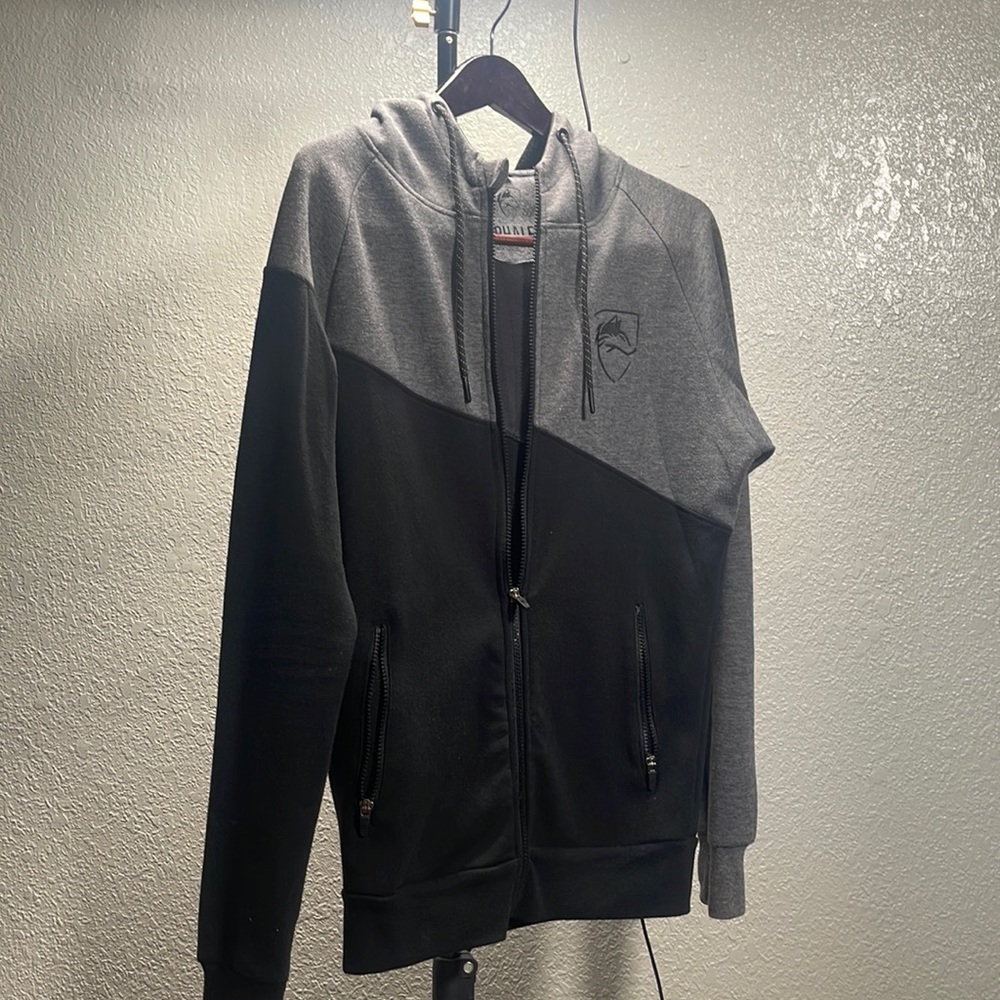 Alphalete Athletics Sweater/Hoodie (Grey/Black)